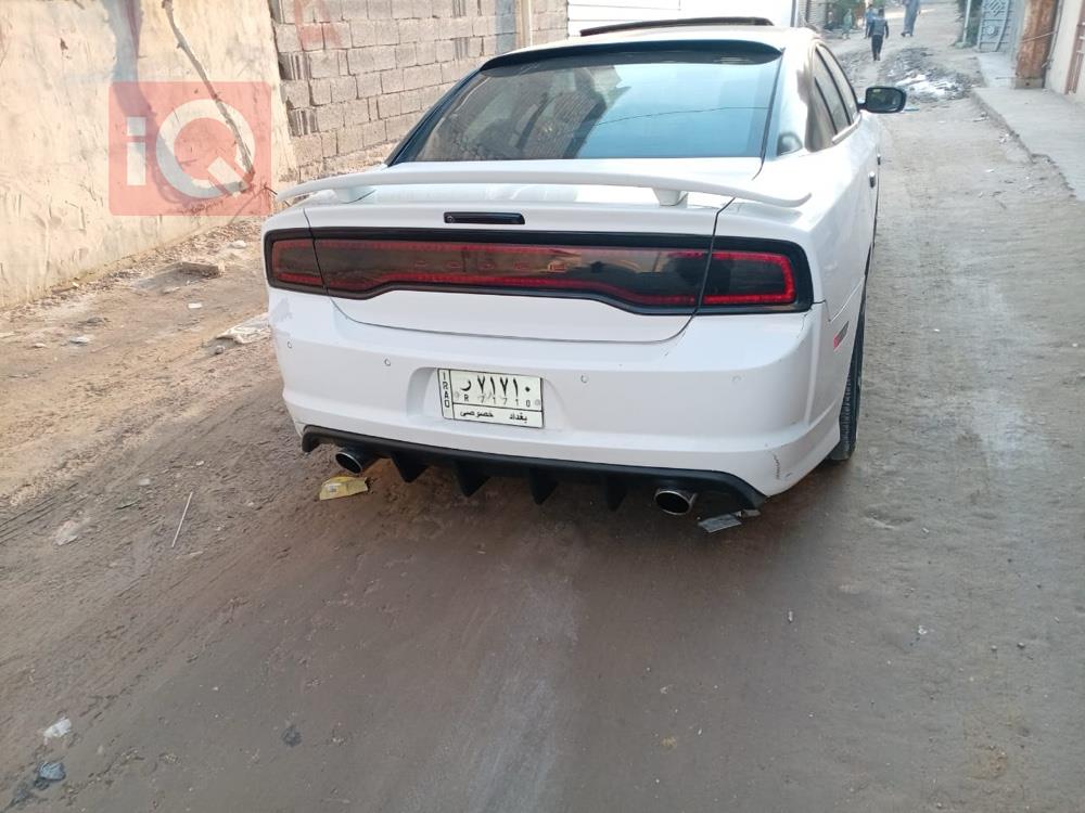 دۆج چارجەر